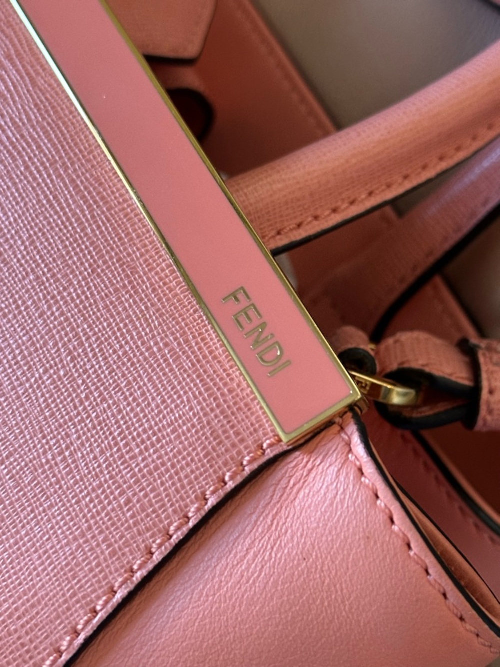 FENDI Pink Leather Petite Sac 2jours Elite Tote Bag - Picture 2 of 16